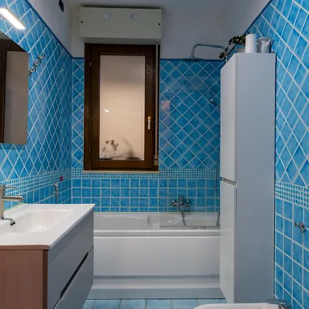 Alvin Deluxe - -private Parking Apartman Cagliari
